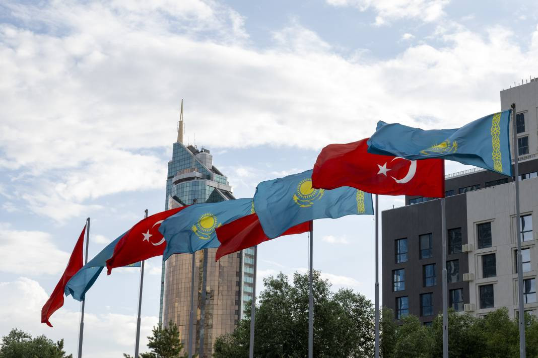 Erdoğan Aliyev ve Şerif ile üçlü toplantı yaptı - Resim: 2